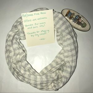 American Eagle Infinity Scarf